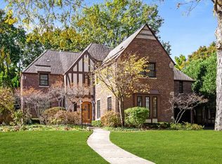 312 Sterling Rd, Kenilworth, IL 60043