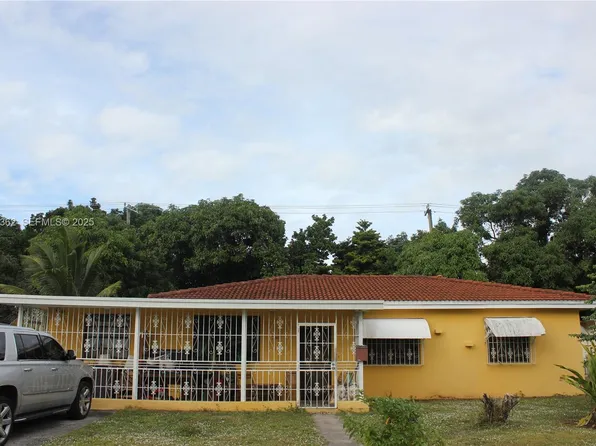 3135 NW 82nd St, Miami, FL 33147