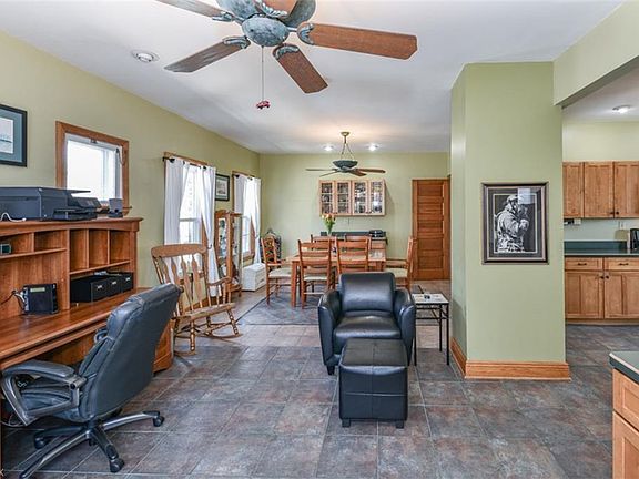 3rd image of 4386 W 226th St