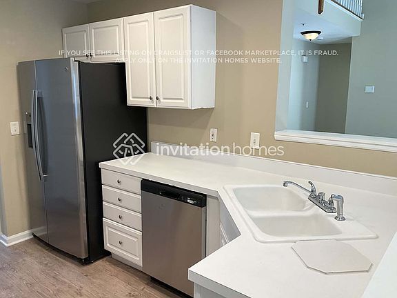4th image of 2037 Drogheda Ln