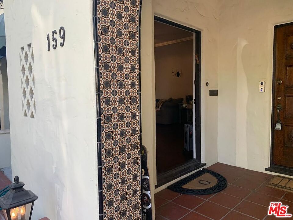1st image of 159 N Orange Dr