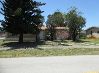 1900 NW 185th St, Miami Gardens, FL 33056