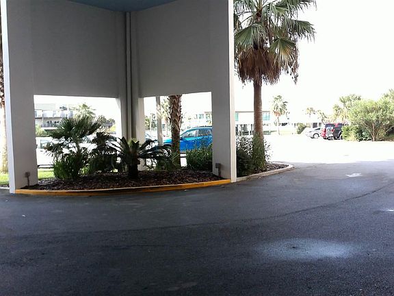 4th image of 1600 Via Deluna Dr #308B