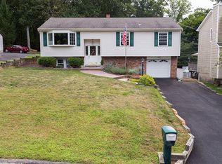 29 Cayuga Ave, Rockaway, NJ 07866