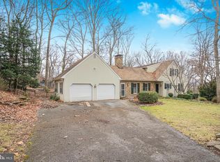 1922 Rosepointe Way, Spring Grove, PA 17362