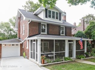 10 N Julian St, Naperville, IL