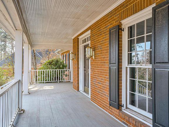 4th image of 58 Conifer Circle