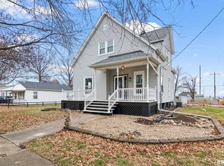 101 E Monroe St, Auburn, IL 62615