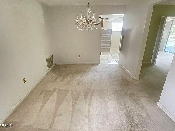 4th image of 2585 Indian Hills Ct