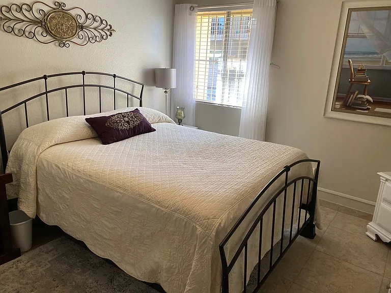 840 S Langley Ave #102 — Photo 8