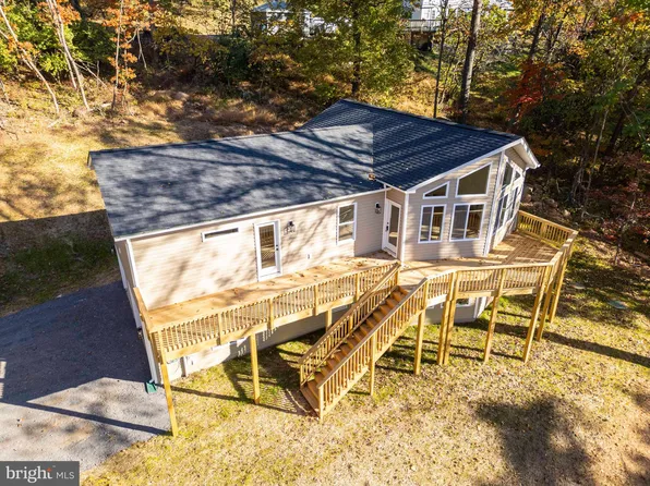 95 Arrow Rd, Linden, VA 22642