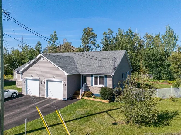77 Stillwater Dr, Moncton, NB E1E 0E3