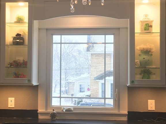 Lighted, glass shelving