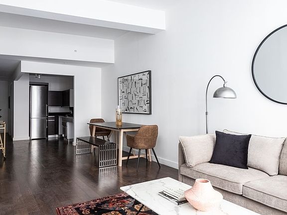 5th image of 116 John St APT 404