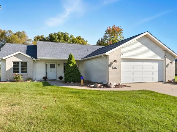 256 Broadmore Cir, Angola, IN 46703