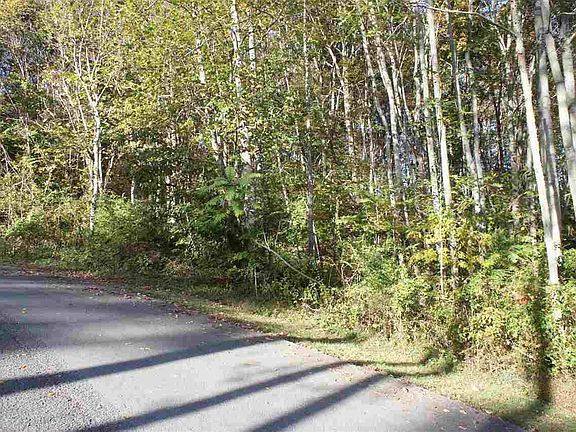 2nd image of LOT 21 Baker Cir