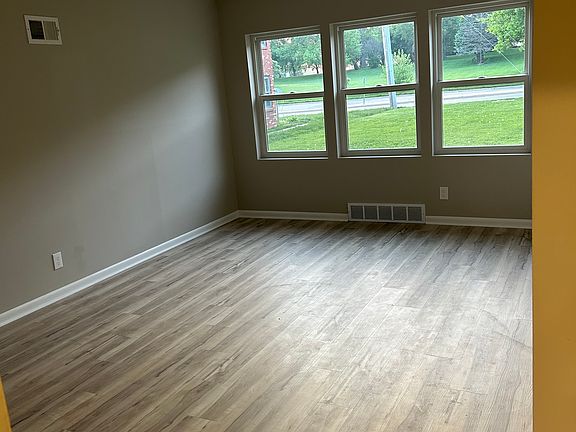 2nd image of 4402 N 52nd St APT 2