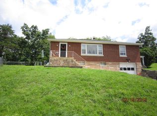 400 Harry Heights Rd, Bluefield, WV 24701