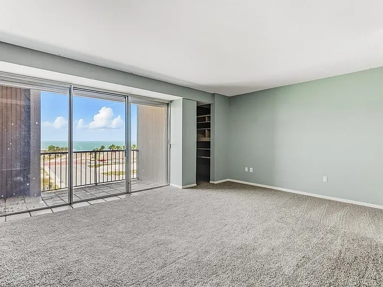 520 S Chaparral St #501 — Photo 5