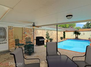 6103 Autumn Forest Dr, Houston, TX 77092