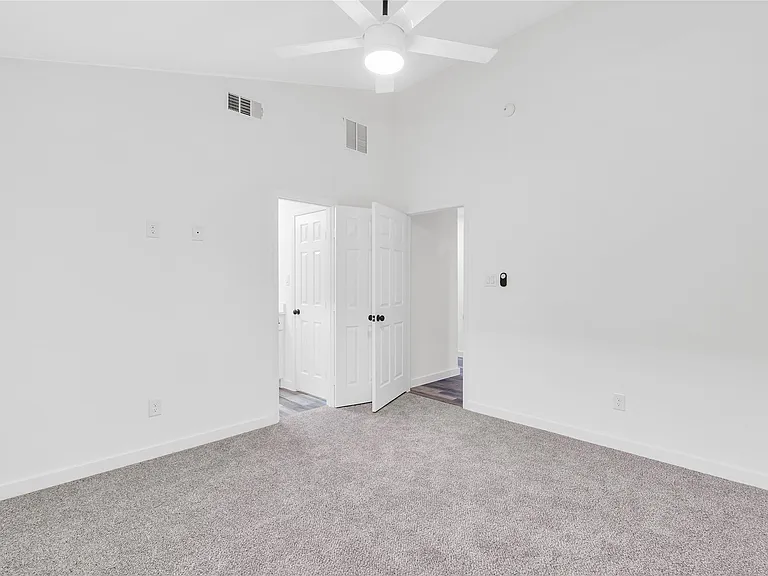 2212 Church St #A — Photo 19