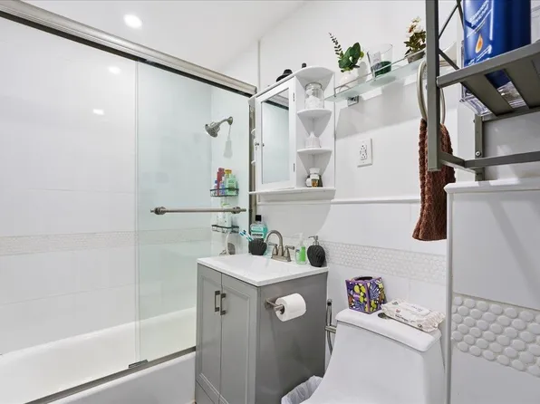 120 32nd Street image 11 of 17