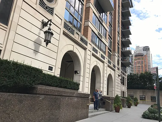 Rented by Battery Park Realty | media 33