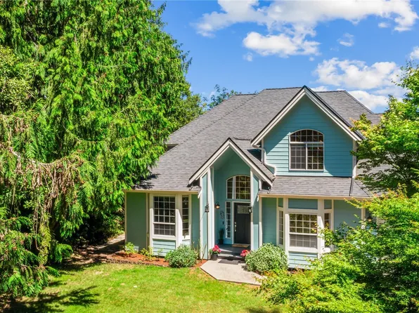 16104 Bay Ridge Drive NW, Poulsbo, WA 98370
