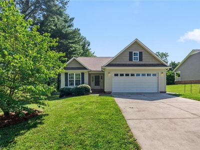 1619 Paragon Dr, Winston Salem, NC, 27127