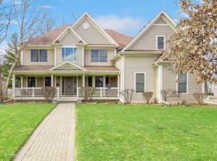 14 S Grant St, Westmont, IL