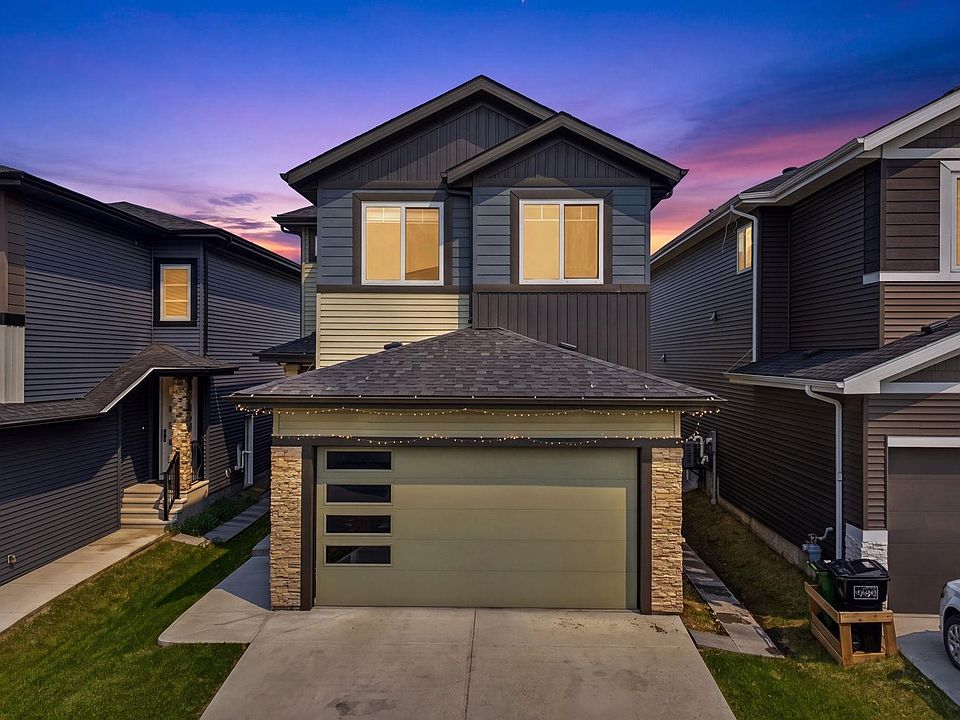 1st image of 423 42nd St SW