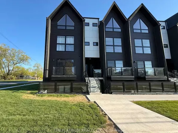 (undisclosed Address), Niagara Falls, ON L2G 4R8