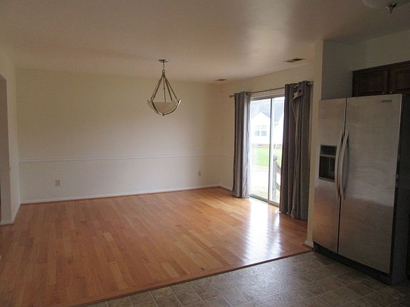 5th image of 712 Sand Drift Ct