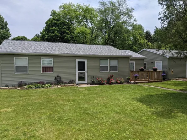 12824 Clay St, Leo, IN 46765