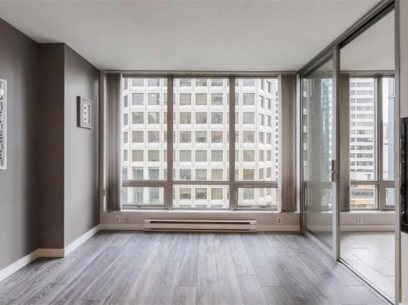 1200 Georgia St W #1405, Vancouver, BC V6E 4R2