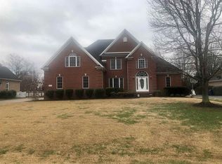 1521 Neptune Way, Bowling Green, KY 42104