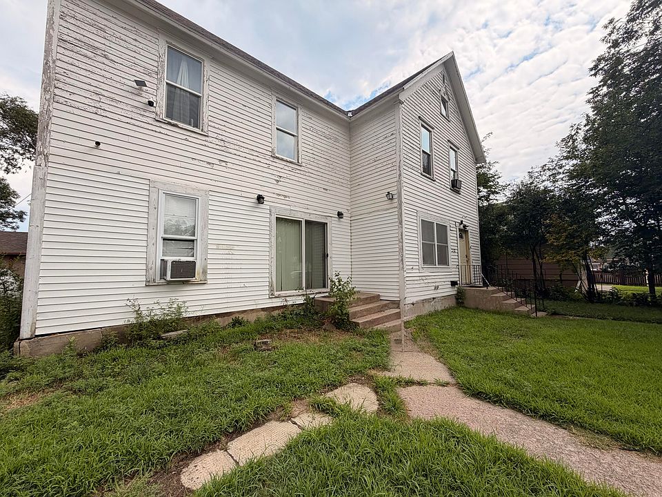 1st image of 230-232 Nebraska Ave SW