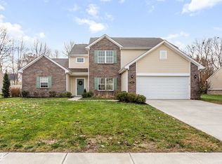 8607 Redditch Dr, Avon, IN 46123