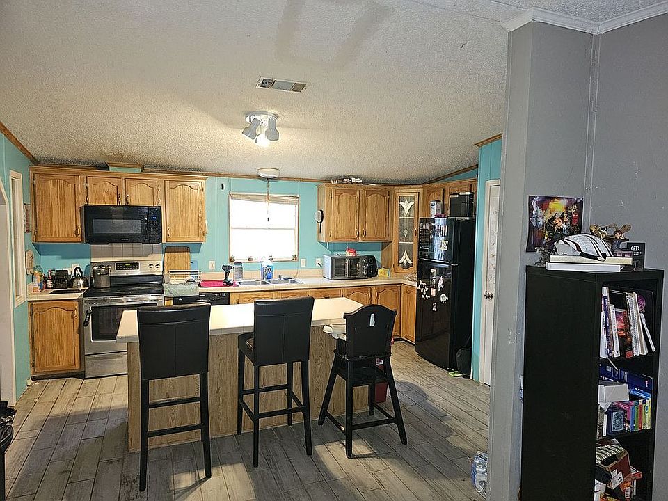 1st image of 1039 Breezy Oaks