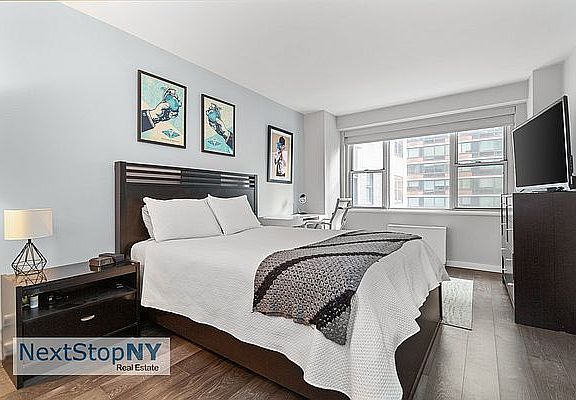 5th image of 300 E 40th St APT 9M