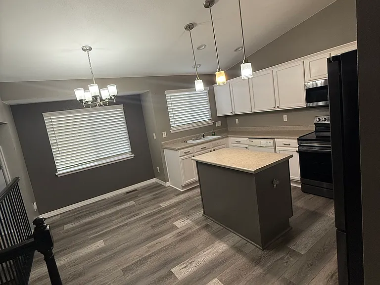 5624 S Yakima St — Photo 16