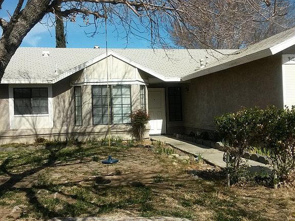 2nd image of 1417 W Avenue H8