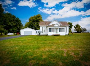 843 E 2655 North Rd, Moweaqua, IL 62550