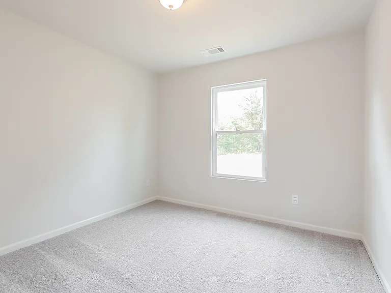 679 Farmstead Trl — Photo 10