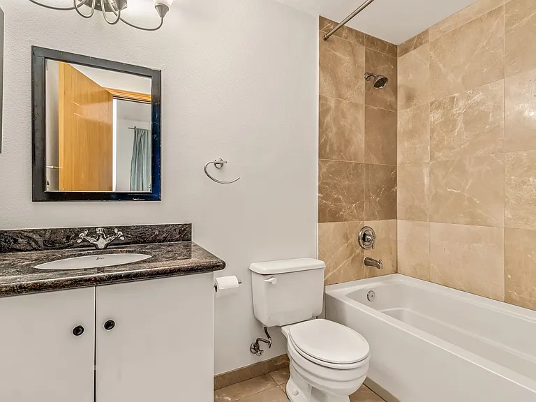 1828 11th Ave #103 — Photo 12