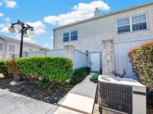 404 Wilcrest Dr #404, Houston, TX 77042