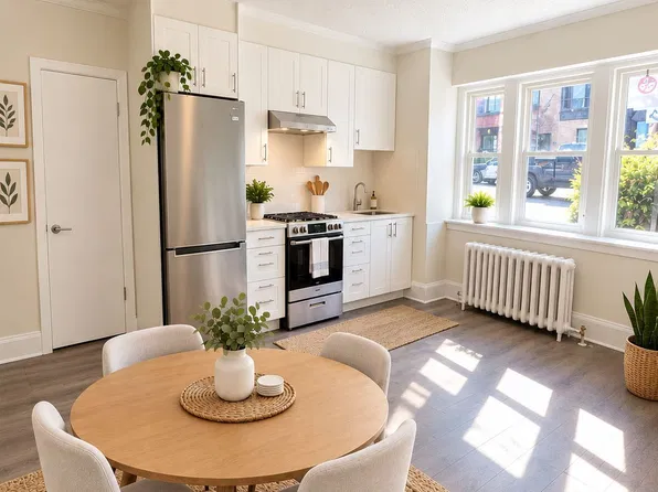 1094 College St, Toronto, ON