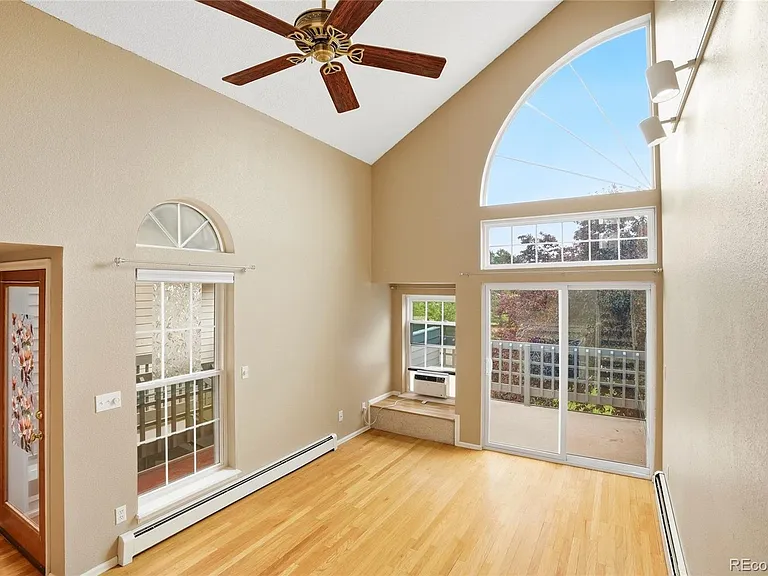 7448 Singing Hills Ct — Photo 5