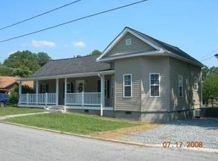 418 Davidson St, Thomasville, NC 27360