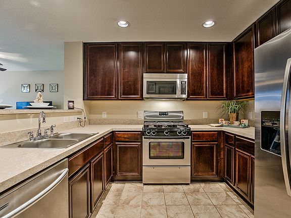 2nd image of 16129 Limestone Lake Dr